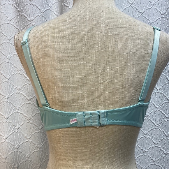 PINK Victoria's Secret size 36D Light teal Blue Underwire Bra supportive comfy - Picture 5 of 13